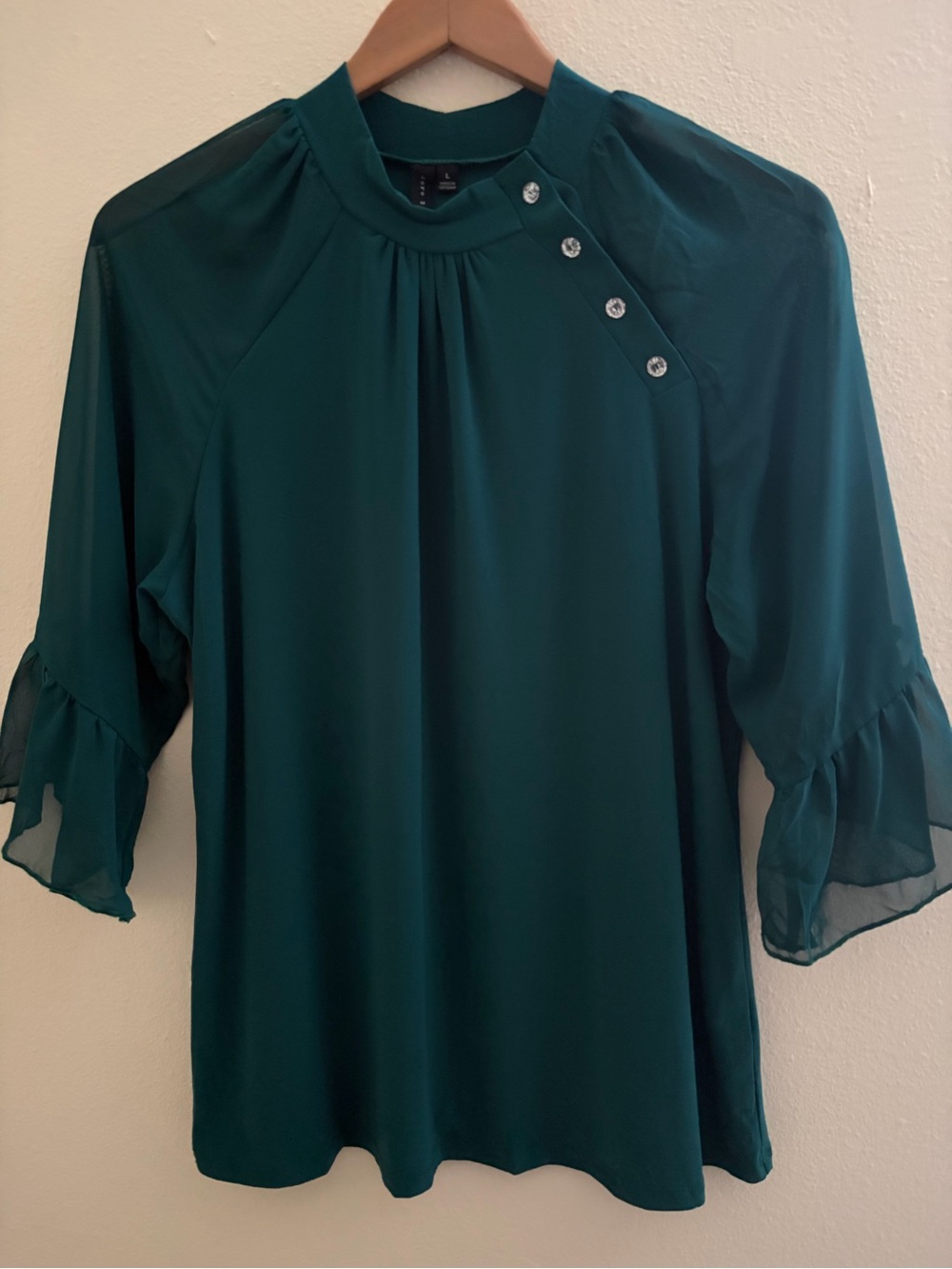 Zero 2 Eight Emerald Green Blouse Large Jeweled Button Bell Sleeve Top
